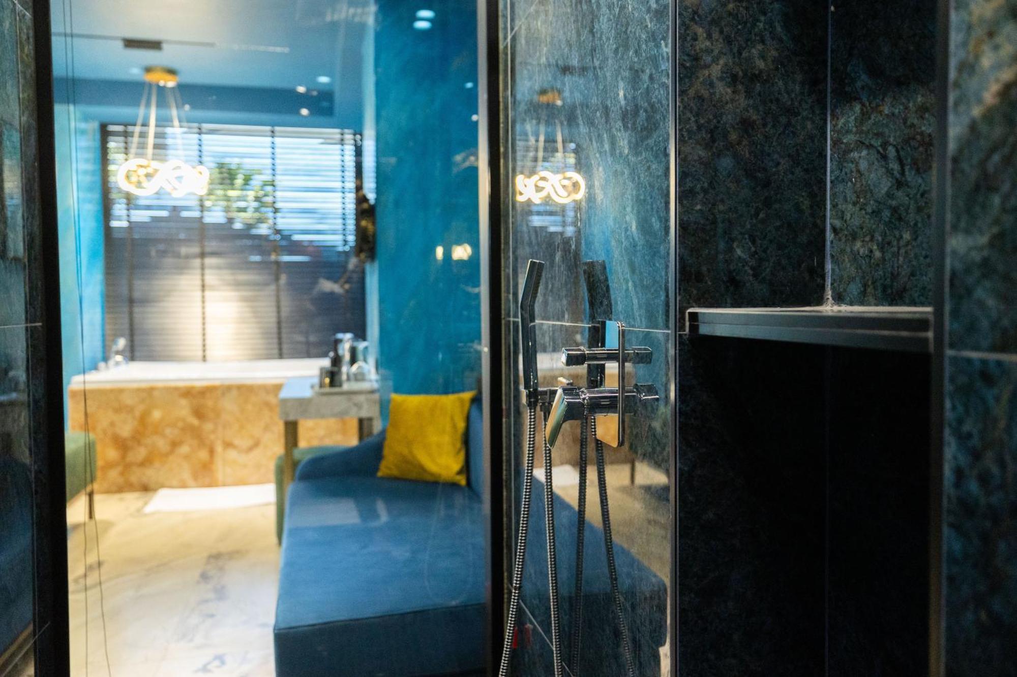 Hotel Mustafa *